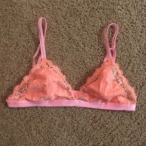 NWOT Victoria’s Secret lace pink bralette